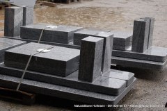 DSC_0230.JPG-Tisch-bei-Einfahrt